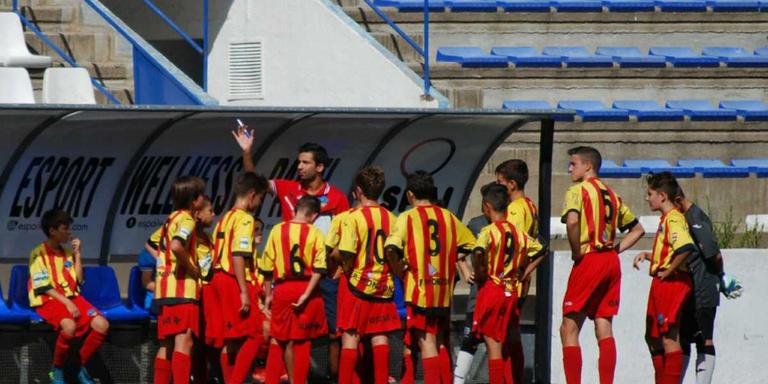 L'Agramuntí Genís Guixé, al capdavant de l'equip infantil A del Lleida Esportiu