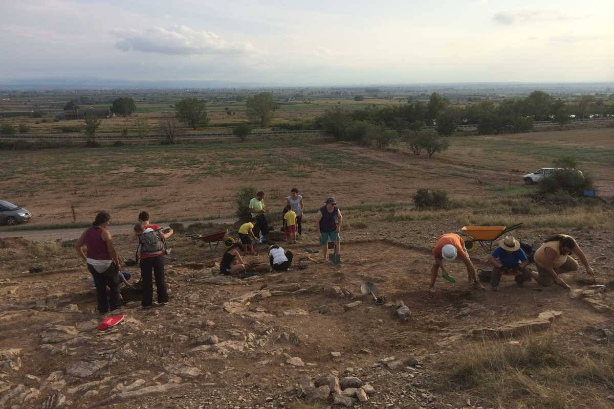 Visites a la necròpolis d'Almenara dins del cap de setmana ibèric