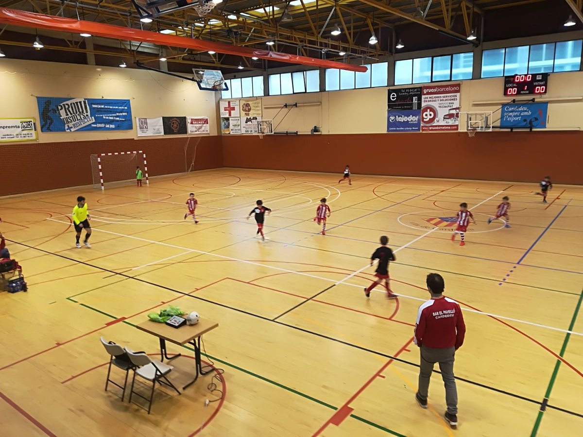 Arrenca una nova edició del campus d'estiu del Club Futbol Sala Arenys de Munt