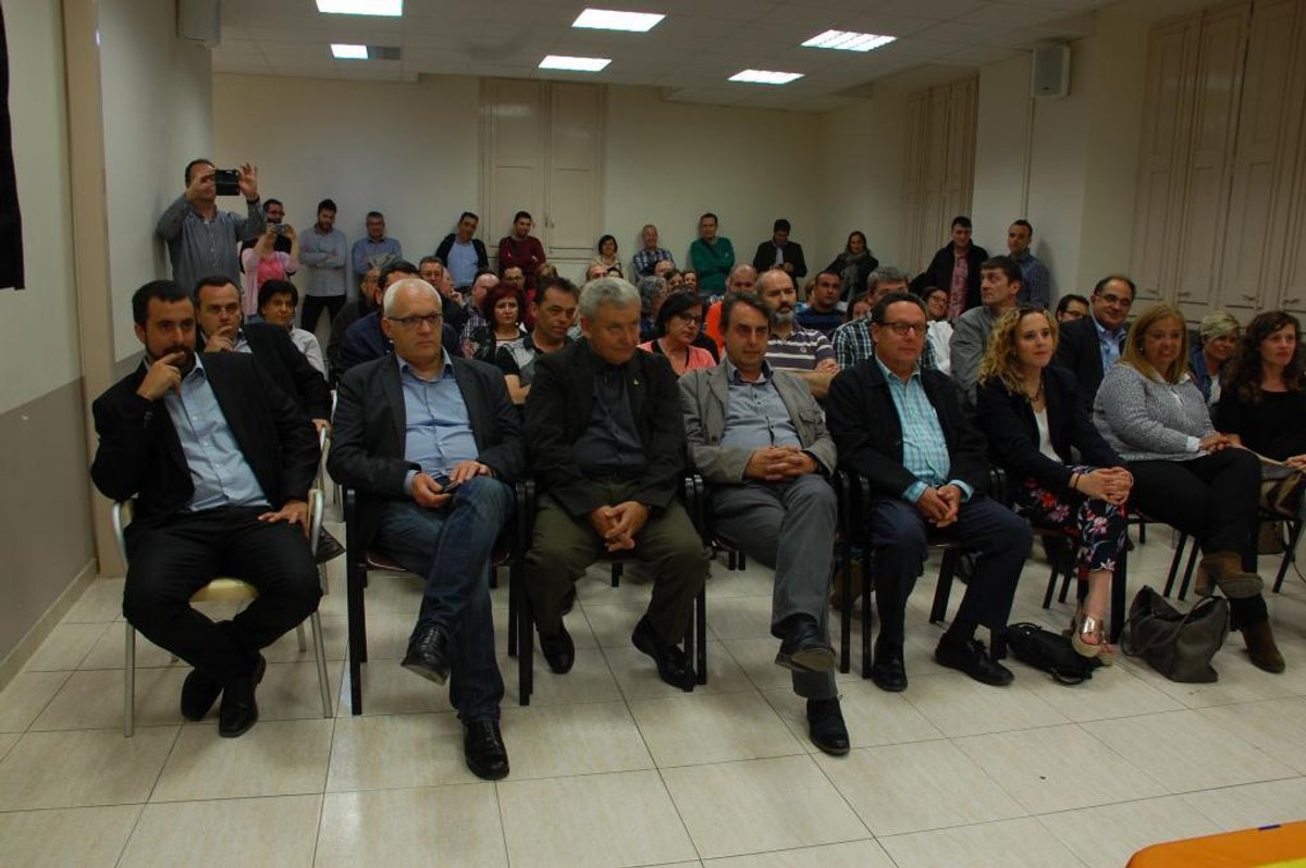 CiU fa una demostració de força presentant quinze candidatures a la Conca