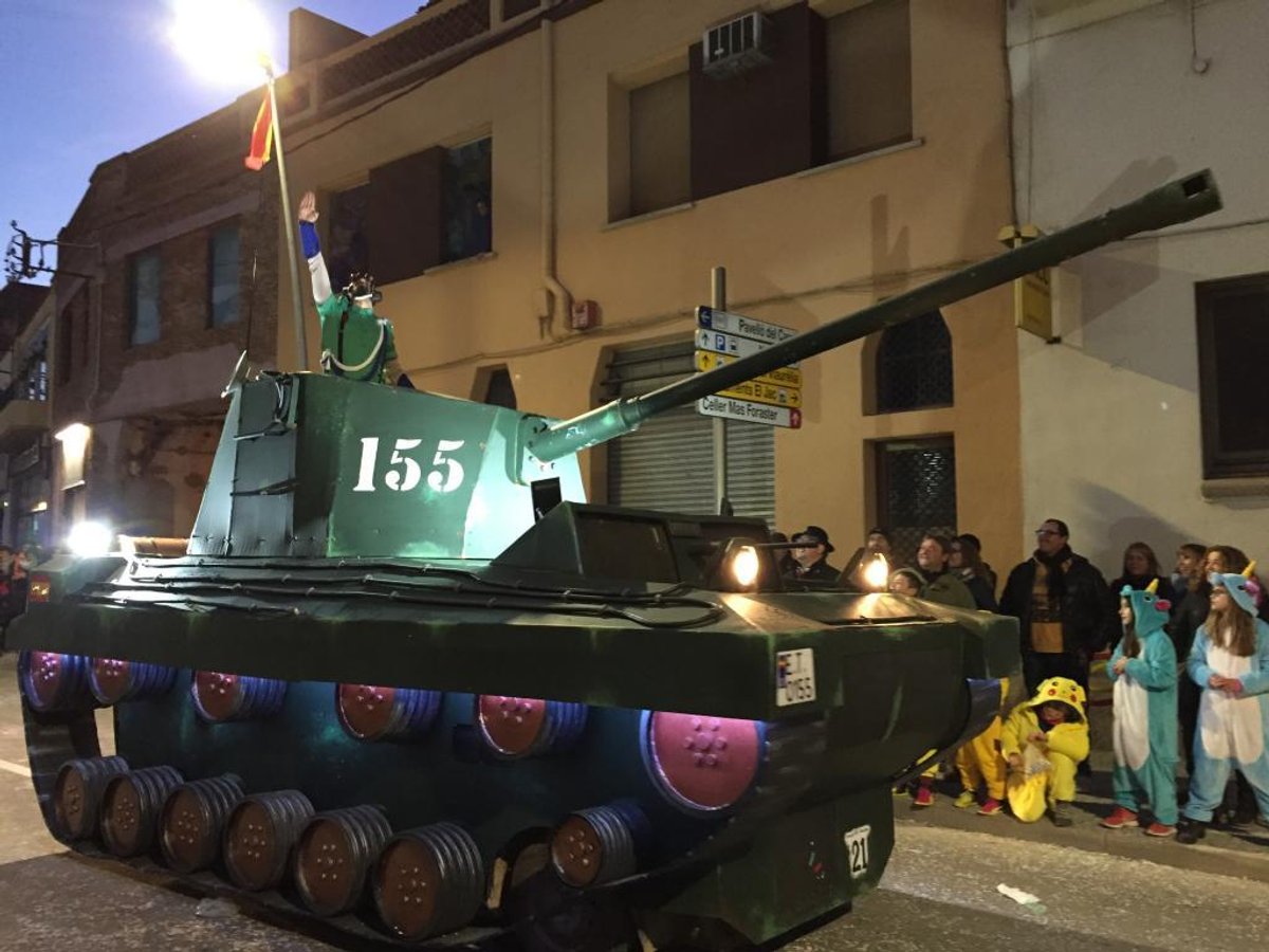 La paròdia sobre la 'Legió Espanyola' de la colla Embragània guanya el primer premi del Carnaval