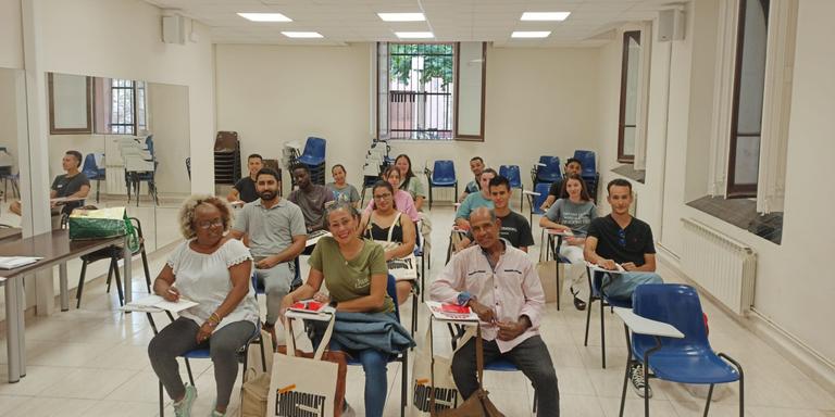 Comencen els cursos de català inicial per a persones immigrades, emigrades i refugiades de la comarca