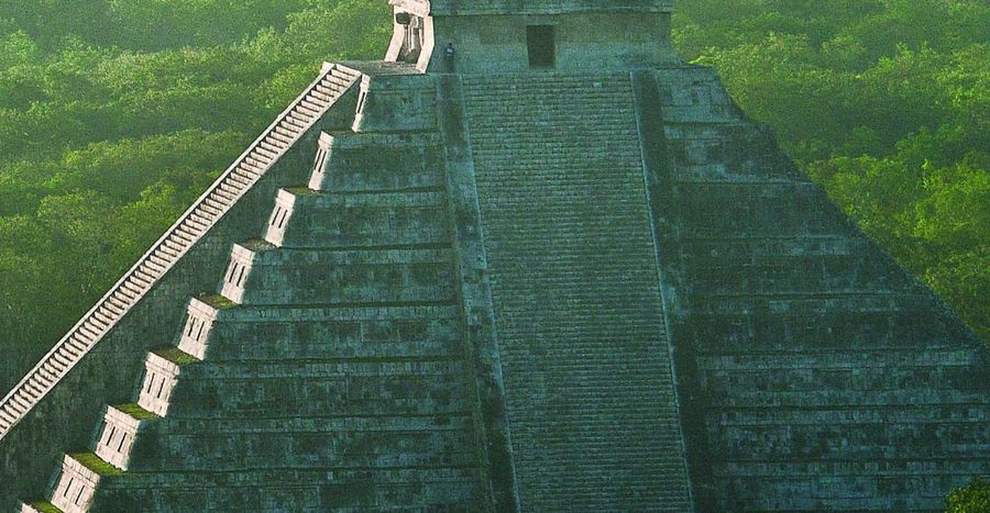 El Castillo o Templo de Kukulcán, en Chichén Itzá: 91 escalones por lado.