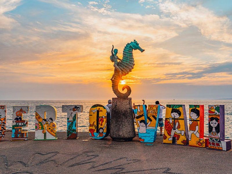 Le Malecón et Los Muertos
