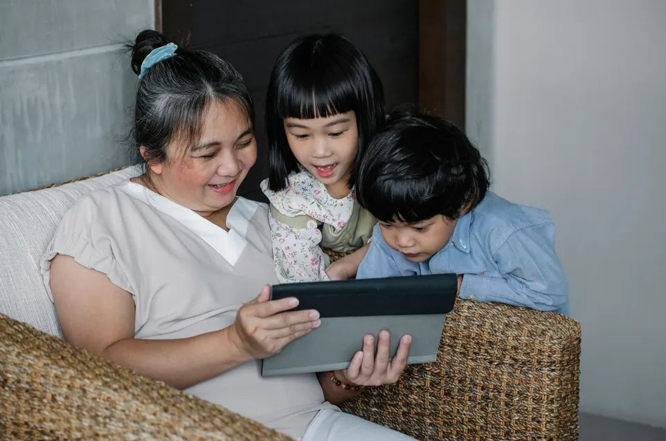 Jaga Anak di Dunia Maya: Cara Pasang Fitur Google Family Link untuk Batasi Tontonan dan Game