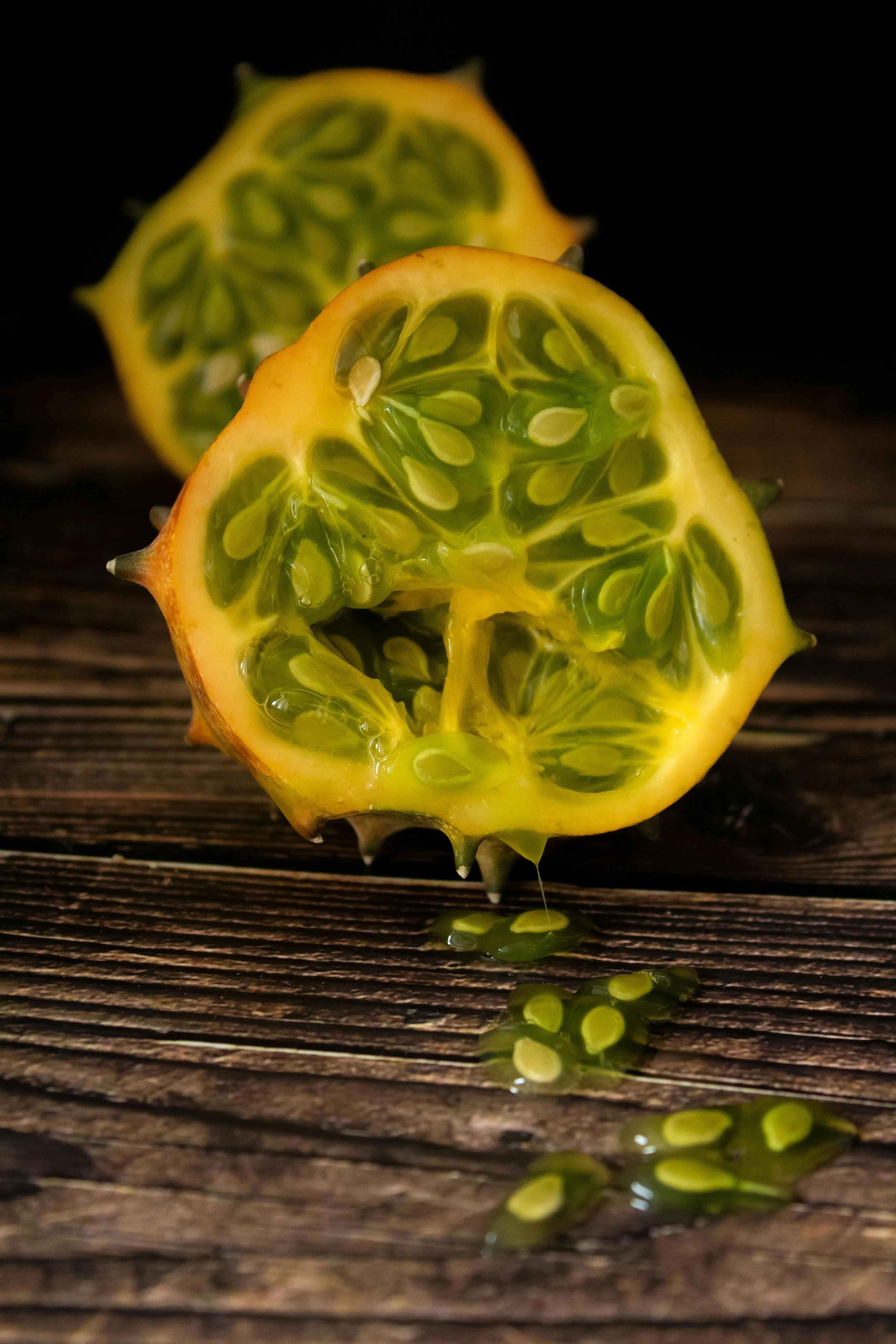 Kiwano si Melon Tanduk: Buah Alien Berduri Penghias Pagar Rumah
