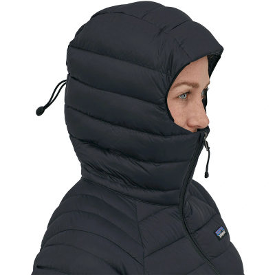 Куртка для треккинга Patagonia Down Sweater Hoodie, женская — 6