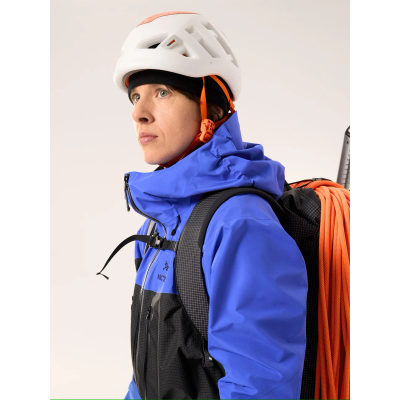 Мембранная куртка Arcteryx Alpha, женская — 9