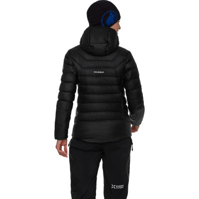 Утеплённая куртка Mammut Eiger Nordwand Light Down IN Hoodie, женская — 3