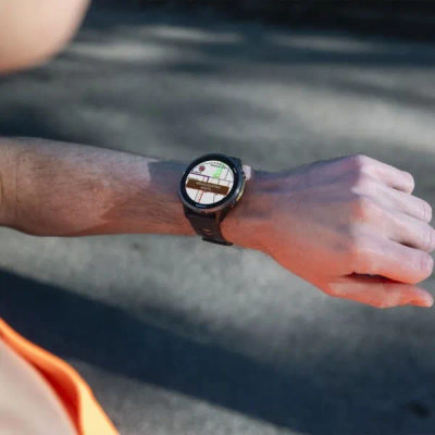 Garmin Forerunner 970 Carbon Grey DLC Titanium Black / Translucent Whitestone — 7