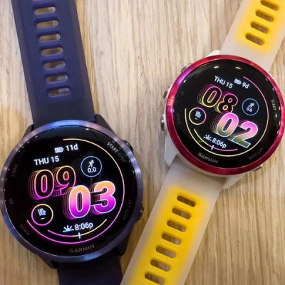 Garmin Forerunner 570 — 42 мм Raspberry / Translucent Bone / Mango — 7