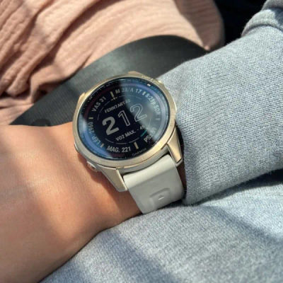 Garmin Fenix 7S Pro Sapphire Solar Soft Gold — 6