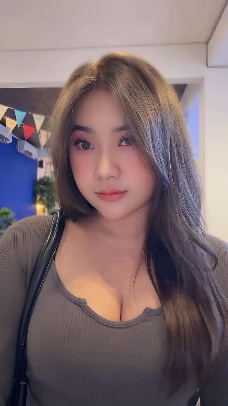 MEGA77