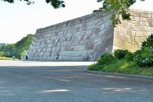 los jardines orientales del palacio imperial de tokio