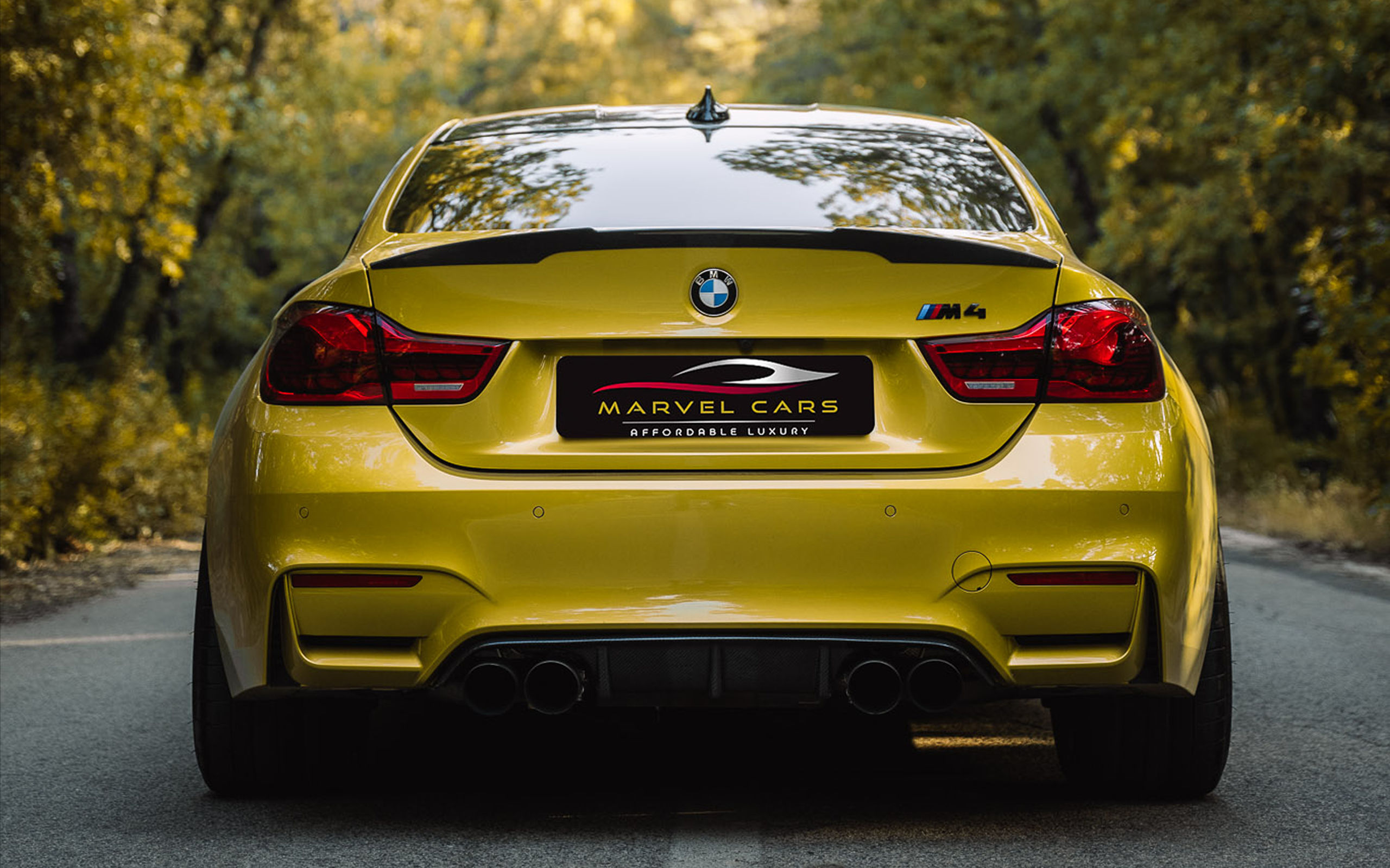 BMW M4 Competition rental Athens — photo 14 of 23