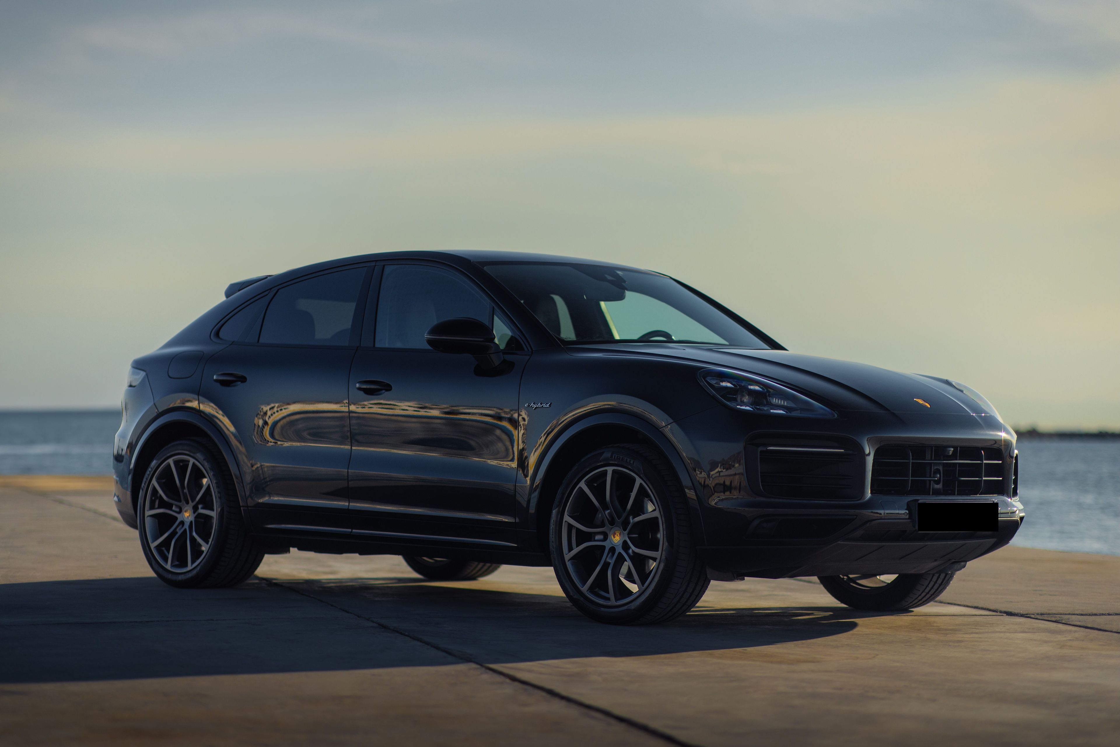 Porsche Cayenne Coupe E-Hybrid rental Athens — photo 2 of 7