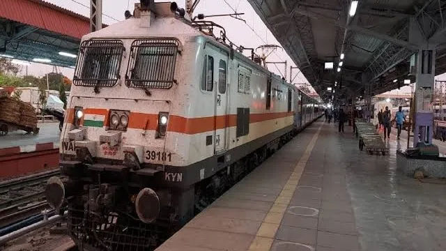 Muzaffarpur Rail Passengers Face Disruption as Routes of 383 Trains Changed From September 19 to October 4