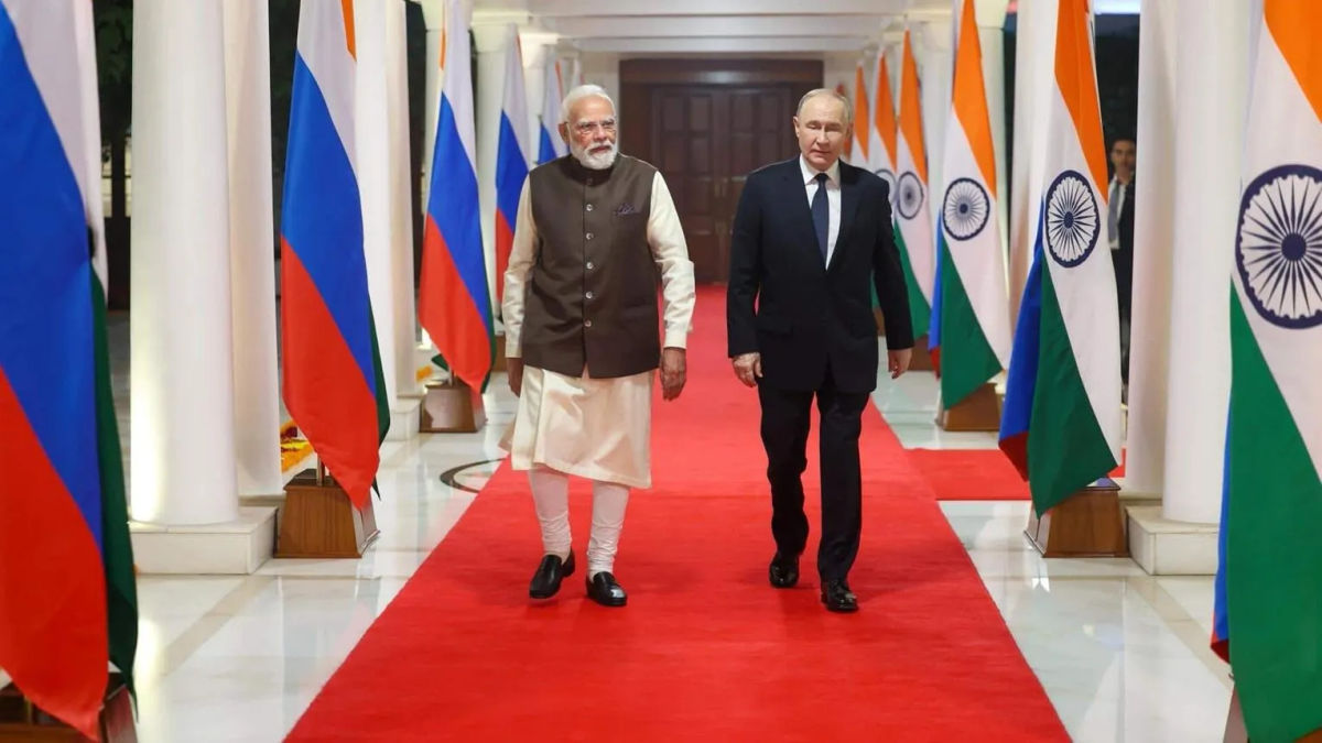 Modi-Putin Meet Ahead of BRICS Summit: India-Russia Push Strategic Ties, Trade Target in Focus