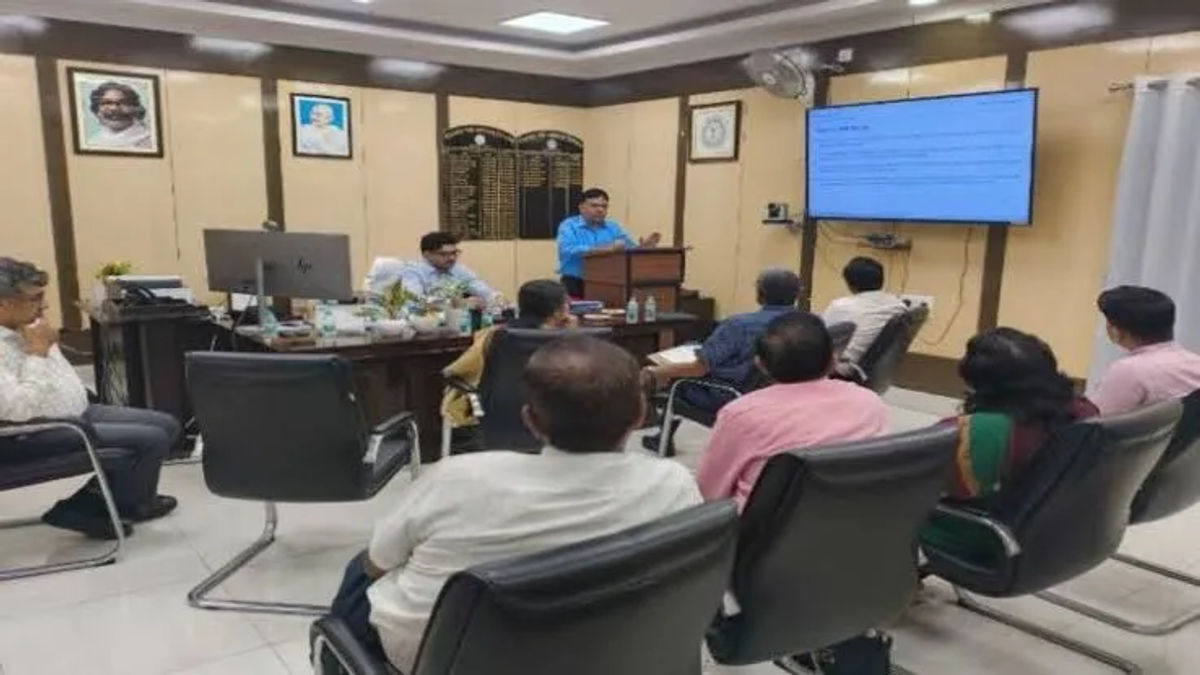 Jharkhand Plans to Improve Water Supply System, Academic Institutions Including IIT-ISM to Assist
