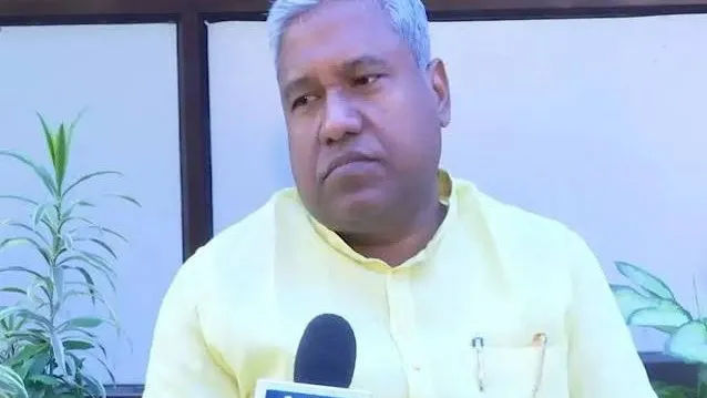 Santosh Suman Targets Rahul Gandhi Over Foreign Policy Remarks, Raises Questions on International Relations