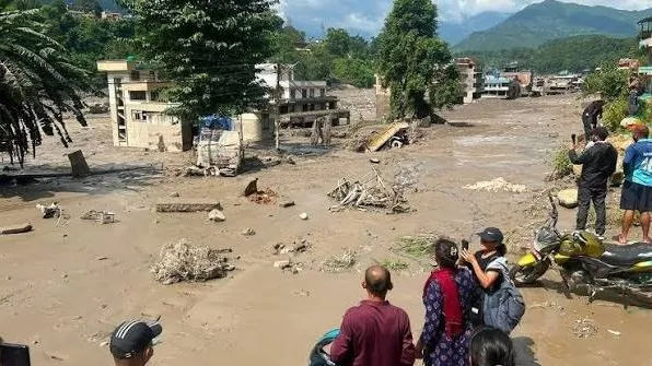 भारी बारिश से नेपाल में बाढ़ और भूस्खलन की चिंता बढ़ी, अधिकारियों ने सतर्कता बढ़ा दी