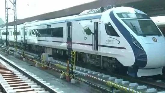 Narendra Modi flagged of 2 Vande Bharat trains from Mumbai to Shirdi and Solapur on Friday.