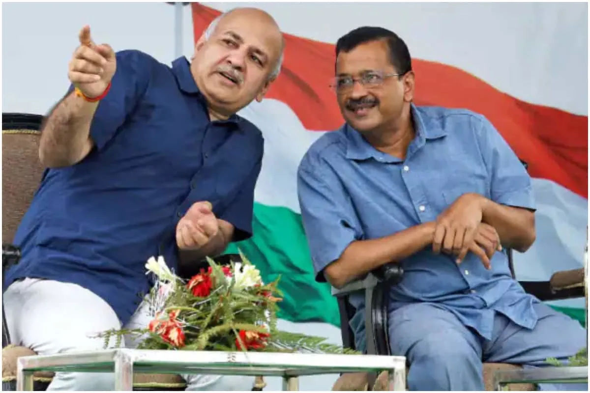 BJP bid to smear AAP fumbles but not many shedding tears for Sisodia.