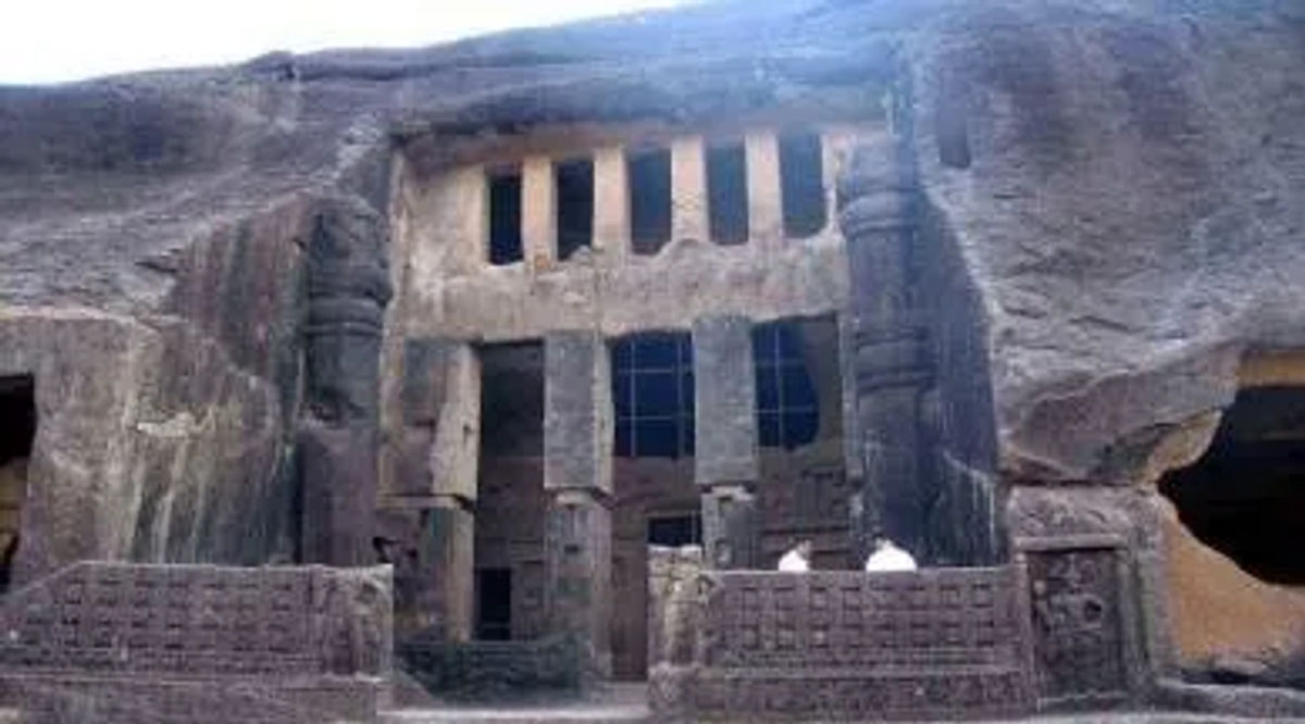 Kanheri caves in Mumbai and Vajreshwari town in neighbouring Bhiwandi have been declared as tourist centres in Maharashtra.