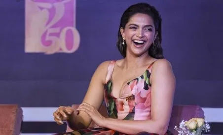 Bollywood star Deepika padukone will  be presenting and award at the upcoming oscar 2023.
