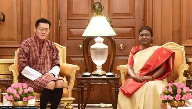 Bhutan king Jigme khesar wangchuk met with Draupadi murmu at Rashtrapati bhawan.