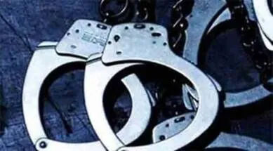 The Pune city police recently arrested three women for allegedly stealing pipes and steel rods from the Metro project site in Shivajinagar.