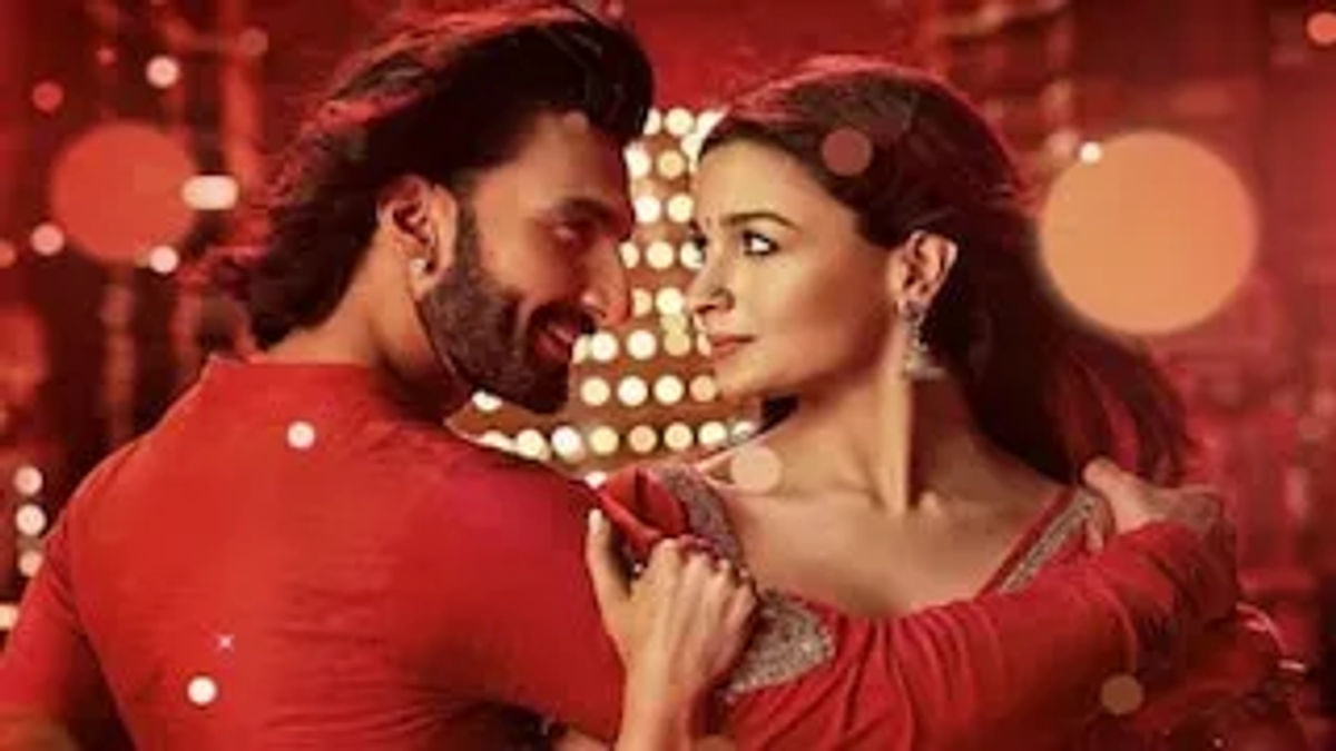 The amusing bit about Karan Johar’s Rocky Aur Rani Kii Prem Kahaani lies in the irony that buoys his latest effort. The love story that Alia Bhatt and Ranveer Singh play out is not surprisingly seeped in cliches.