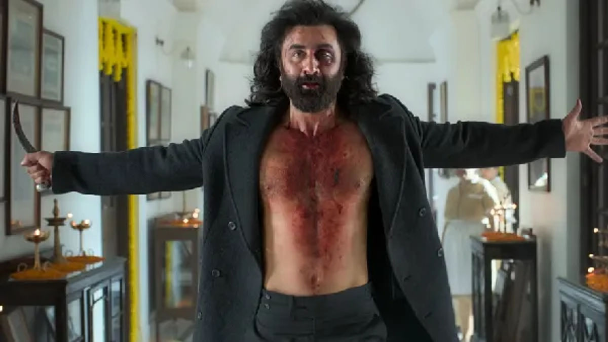 Review of Animal: An off-putting and tedious film featuring a powerful performance by Ranbir Kapoor.
