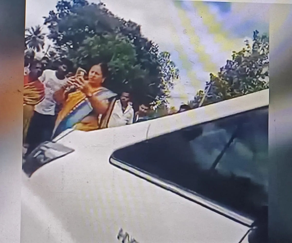 The former prime minister HD Deve Gowda’s daughter-in-law told the motorcyclist to “go die” after they collided and flaunted her ₹ 1.5 crore