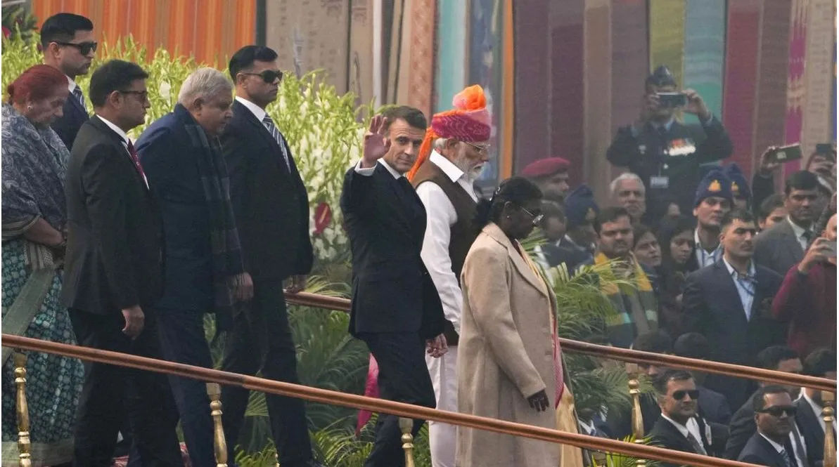 Chief guest President Macron of France honoured India by inviting students to France by 2030 for higher studies3