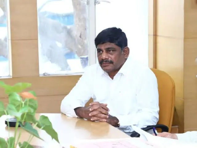 Congress MP DK Suresh Creates Controversy with ‘Separate South India’ Remark on Fund Division