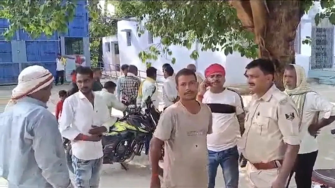 पति-पत्नी के झगड़े के बाद, पति ने फांसी लगाकर कि आत्महत्या