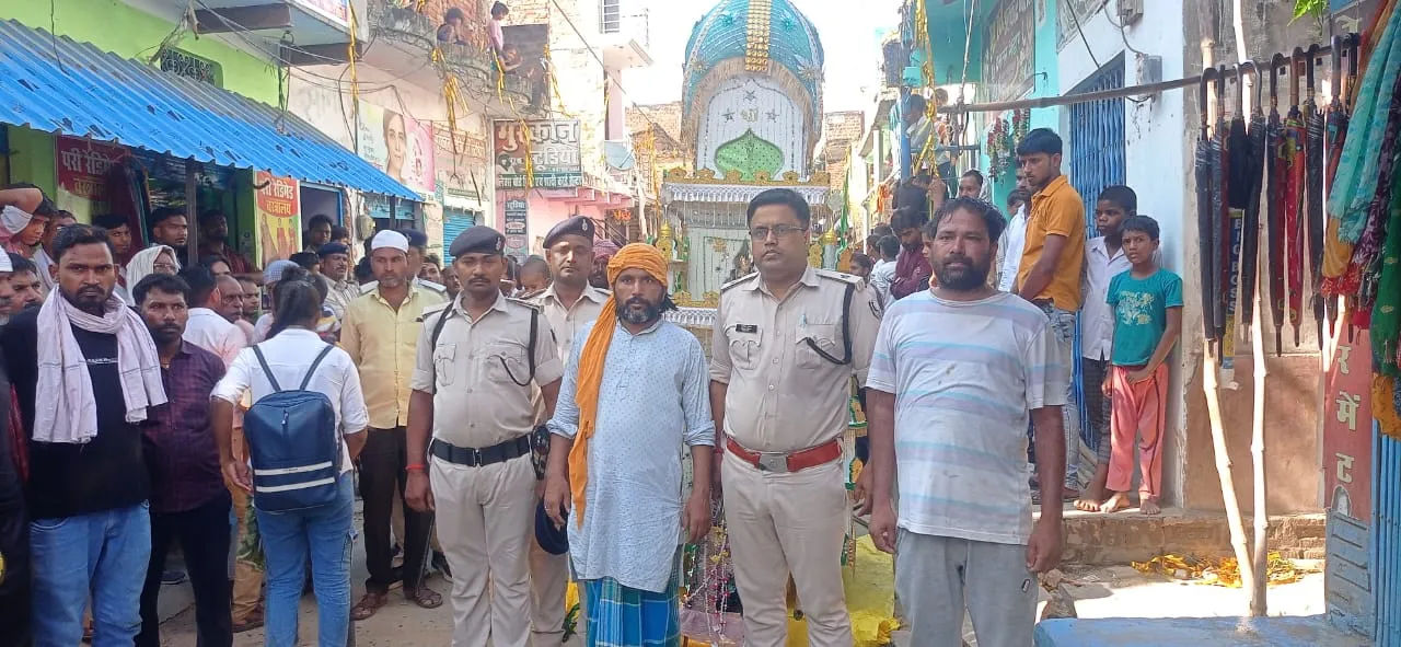 दुर्गावती में शांतिपूर्ण माहौल में संपन्न हुआ मुहर्रम पर्व, चप्पे चप्पे पर रही पुलिस की पैनी नज़र।