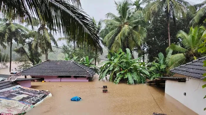 कोचिंग सेंटर में पानी भरने से तीन छात्रों की मौत : मालिक और समन्वयक गिरफ्तार.