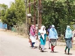 , बिहार के कई जिलों में उमस भरी गर्मी से लोग परेशाान