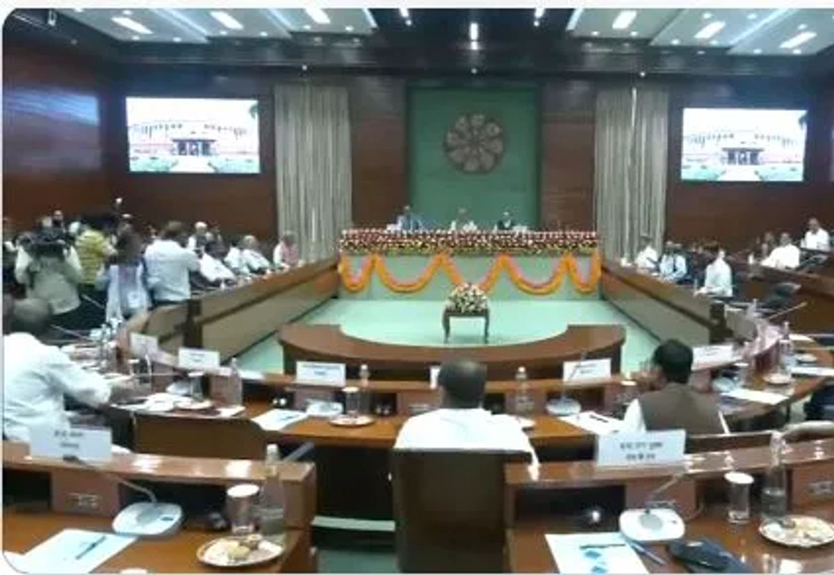 सर्वदलीय बैठक में कांग्रेस ने विपक्ष के लिए मांगा लोकसभा उपाध्यक्ष का पद