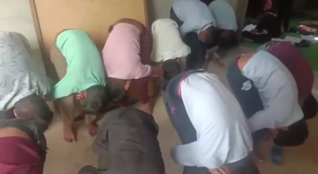 नौ निहालो के साथ प्राइवेट स्कूल संचालक की बेदर्दी, का विडियो हुआ वायरल