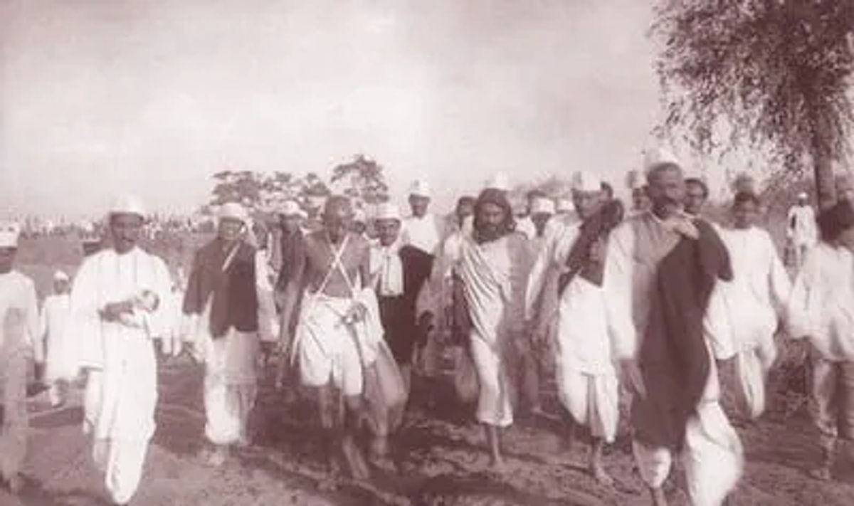 आठ अगस्त ,महात्मा गांधी ने भारत छोड़ो आंदोलन की शुरूआत,