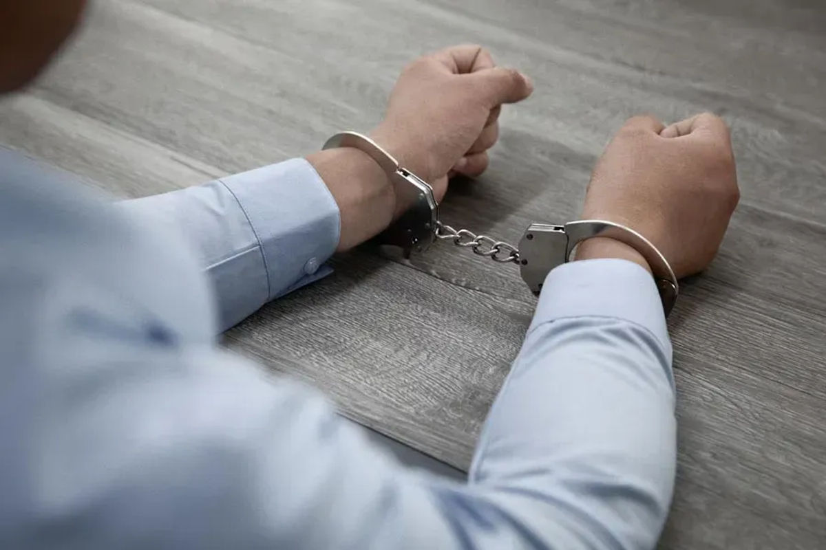 नवी मुंबई में महिला से छेड़छाड़ के आरोप में चिकित्सक के खिलाफ मामला दर्ज