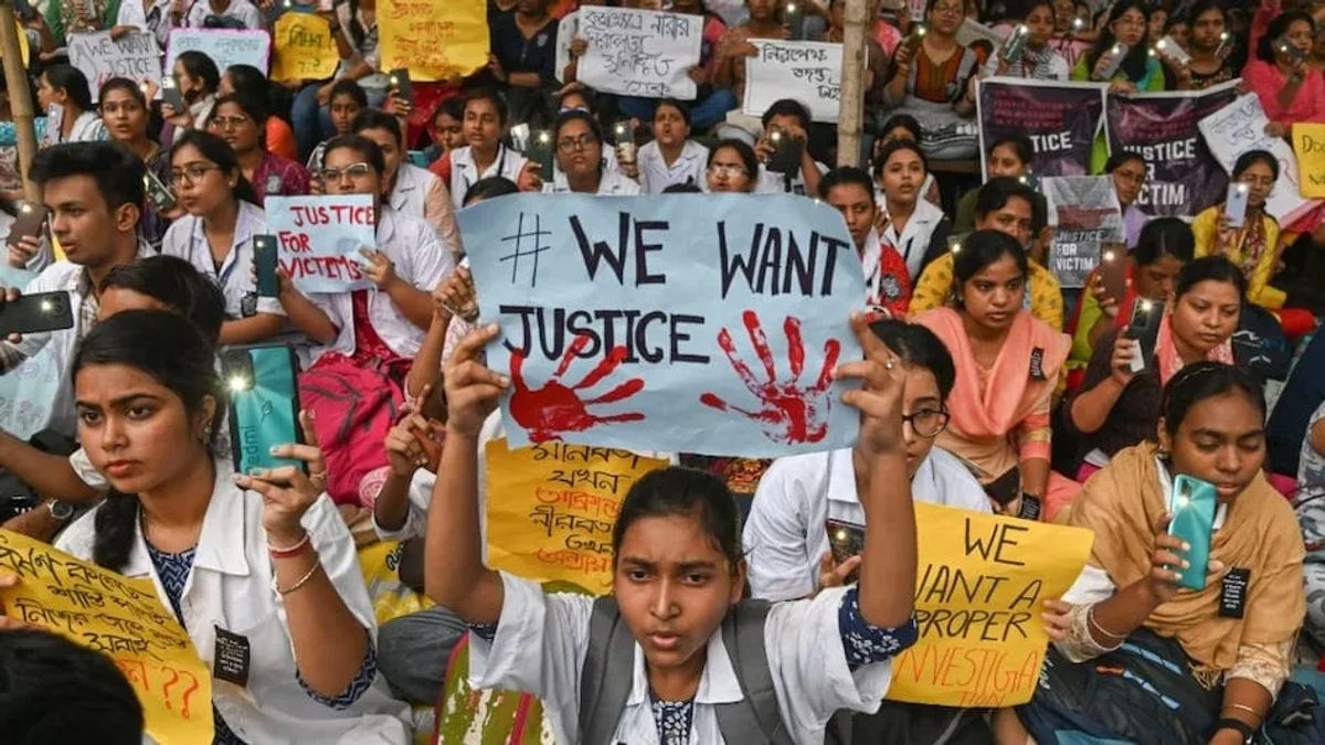 चिकित्सक दुष्कर्म-हत्या मामला : एनएचआरसी ने बंगाल सरकार और राज्य पुलिस को नोटिस जारी किया