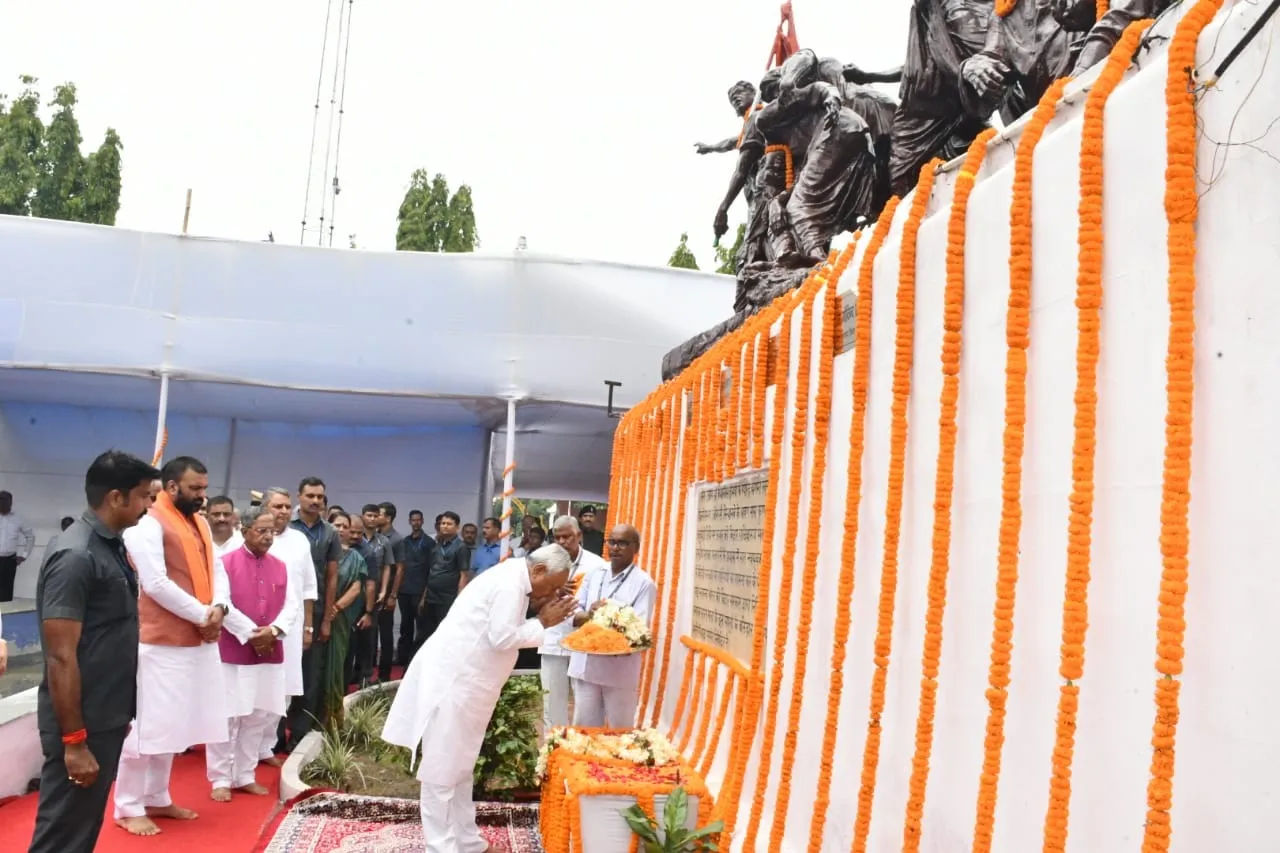 ‘आजादी के मतवाले’ सात स्वतंत्रता सेनानियों को नमन, राज्यपाल और सीएम नीतीश ने श्रद्धांजलि अर्पित की…
