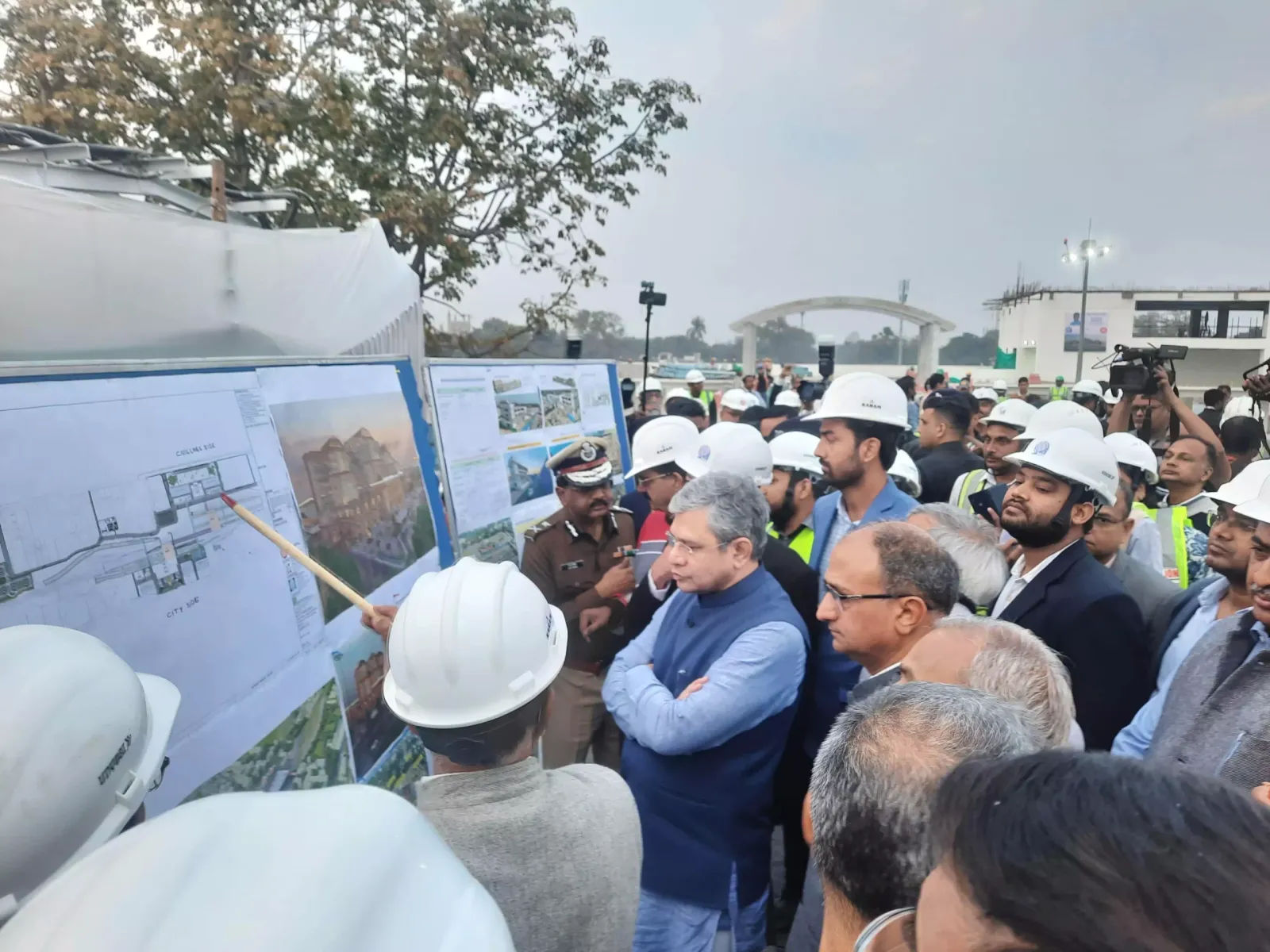 भारतीय रेल ने महाकुंभ 2025 की तैयारियों के लिए झोंकी ताकत, 5000 करोड़ से अधिक खर्च