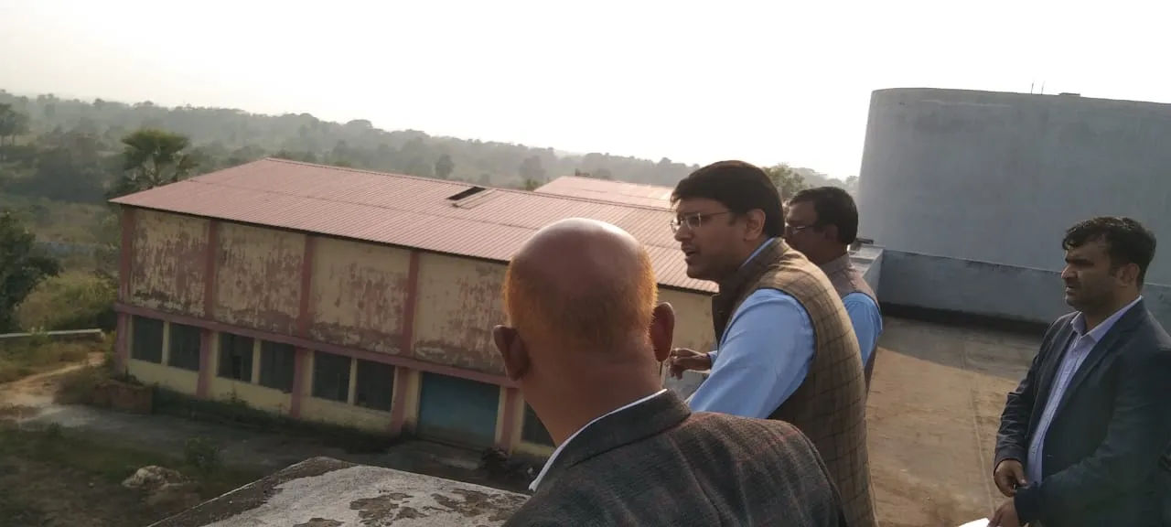 घाटशिला में जिला दण्डाधिकारी सह उपायुक्त ने किया निरीक्षण