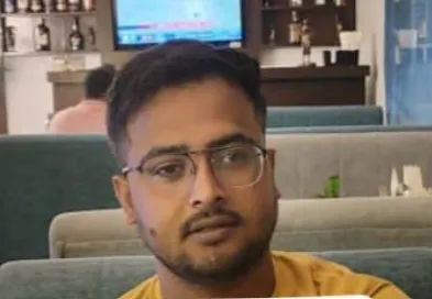 जमशेदपुर हादसा: रेलवे ठेकेदार के बेटे को डंपर ने रौंदा, स्टेशन ओवरब्रिज पर हुई दर्दनाक दुर्घटना