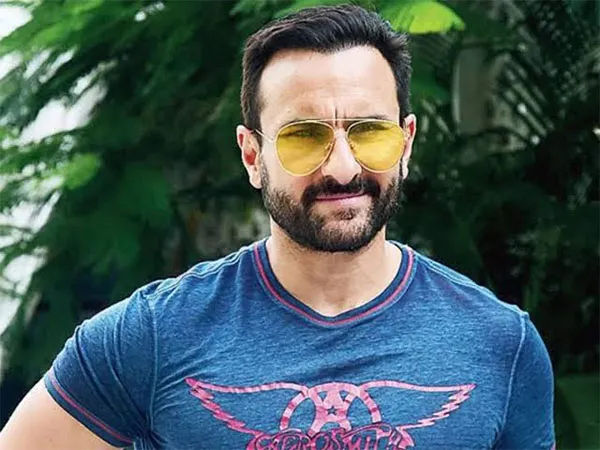 मुंबई में सैफ अली खान पर चाकू से हमला, अस्पताल में भर्ती